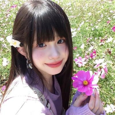弱比少男闯女校